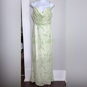 NWOT Green Floral Body-con Maxi Dress Size XL